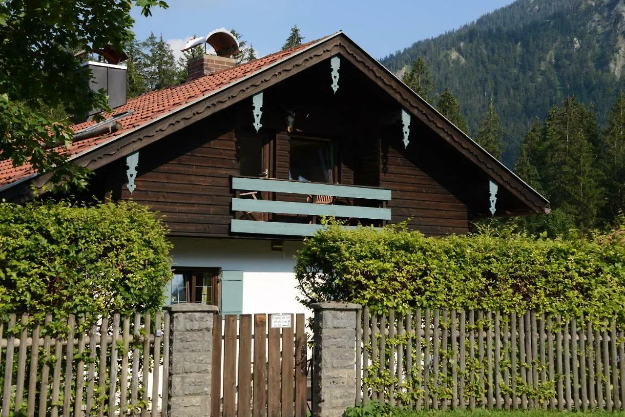 Ferienhaus שליירסי